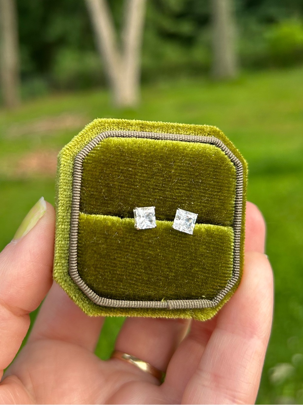 Classic 14k Gold Princess Square-Cut Stud Earrings - White